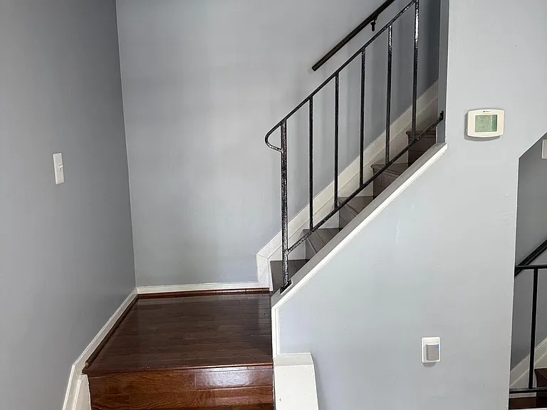 1754 Abbotston St — Photo 7