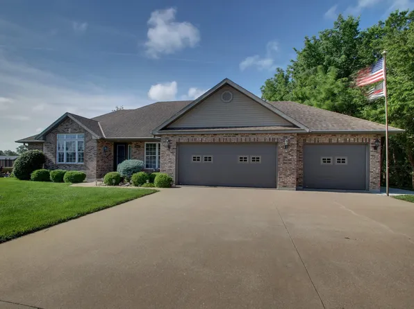 2917 Genevieve Dr, Quincy, IL 62305