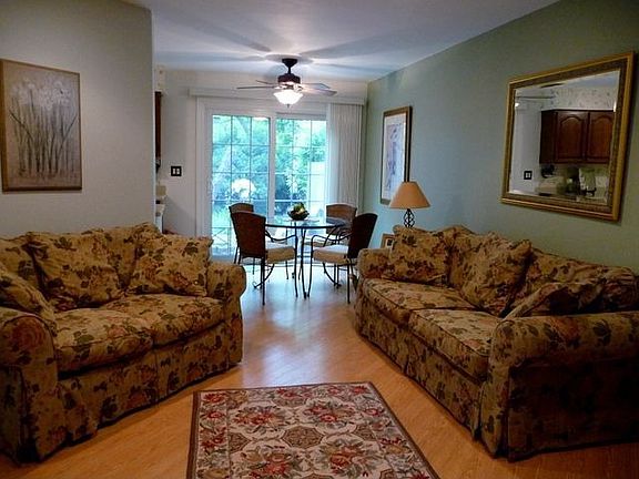 5th image of 4 Ascot Cir