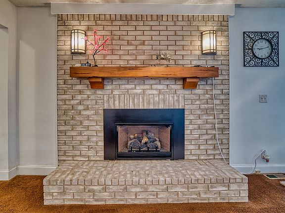 5th image of 212 Eagle Dr
