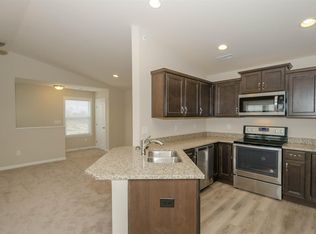 40 Old Pond Way, Springboro, OH 45066