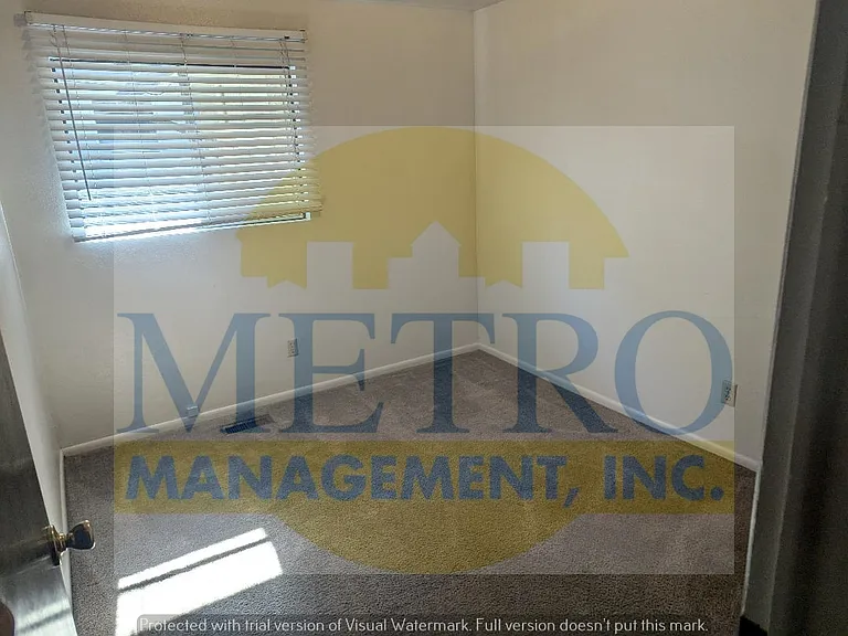 768 W Sylvan St — Photo 5
