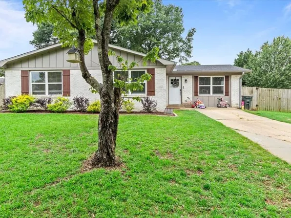 200 W Emerald Dr, Enterprise, AL 36330