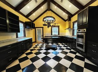 1301 Forest Hill Dr, Perry, GA 31069