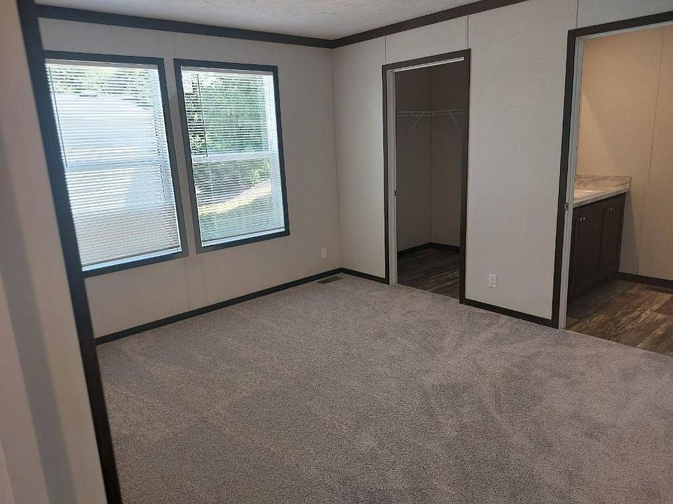 2nd image of 20475 Foster Dr #286