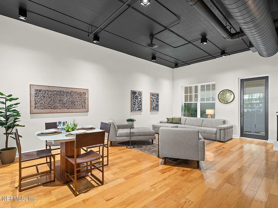 1st image of 1661 RIVERSIDE Avenue #120