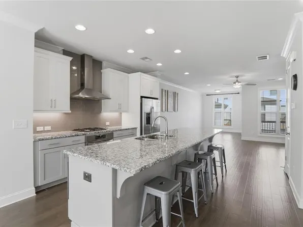 2051 Glenview Park Cir, Duluth, GA 30097