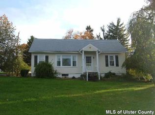 8 Sunset Dr, Kerhonkson, NY 12446