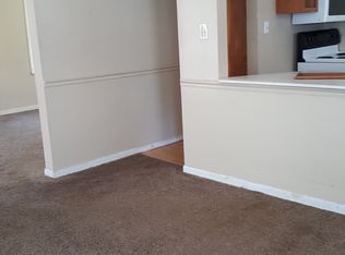 1676 Brodhead Rd, Coraopolis, PA 15108