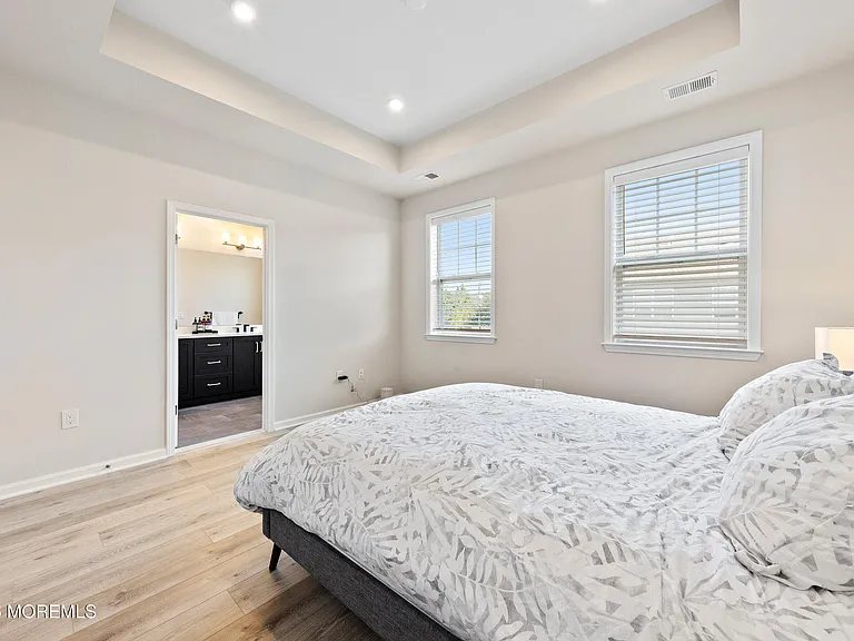15 Laird Way — Photo 33