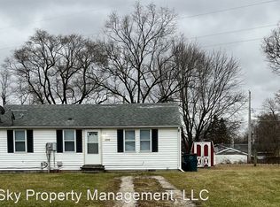 2005 E 14th St #2, Muncie, IN 47302