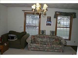 4th image of 6692 Rolling Hedge Ln