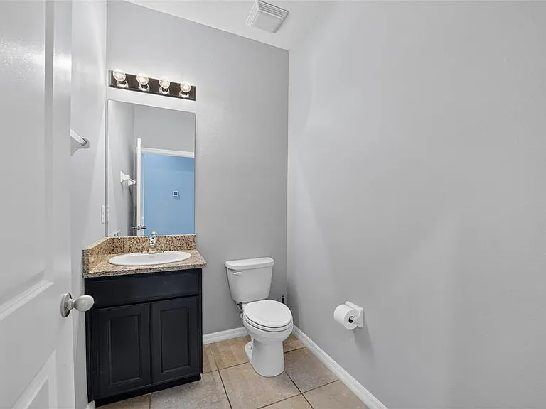 4572 SW 65th Pl — Photo 45