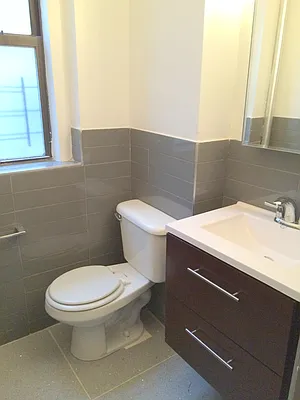 Rented by Uptown Flats LLC | media 10