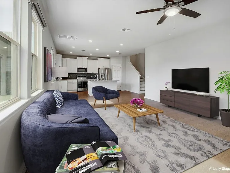 15801 Crissom Ln #17 — Photo 13