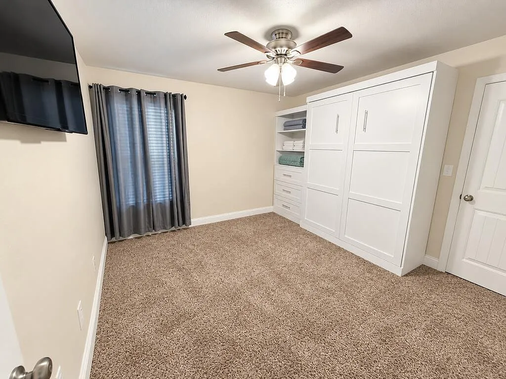 3 bed, 2.0 bath, 1576 sqft, $2,700 — Photo 4