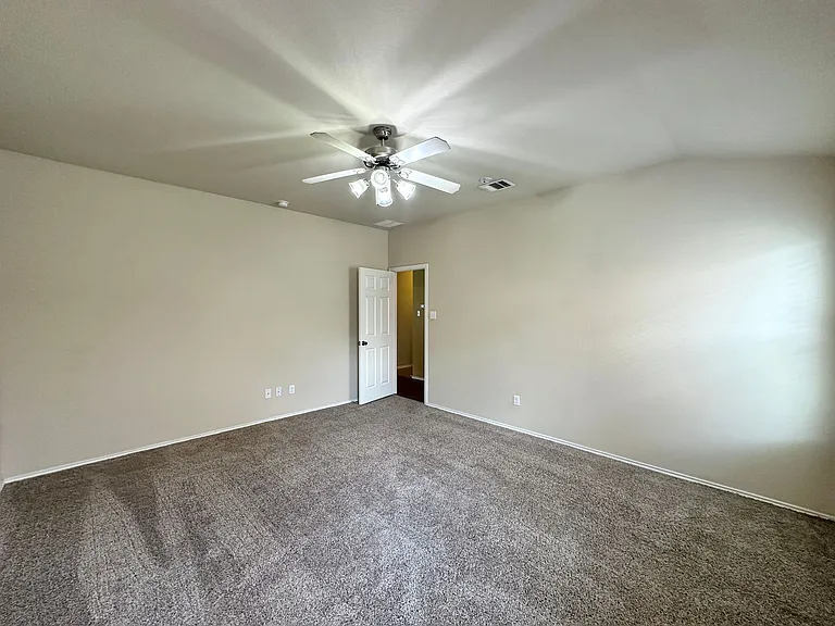 6806 Modesto Rd — Photo 21
