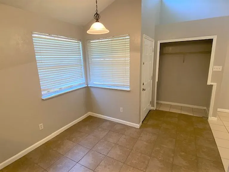 6145 Greenon Ln — Photo 4