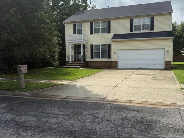5909 Plata St, Clinton, MD 20735