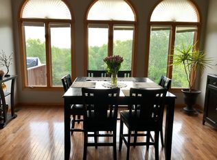 19587 Ridgeway Rd, Plattsmouth, NE 68048