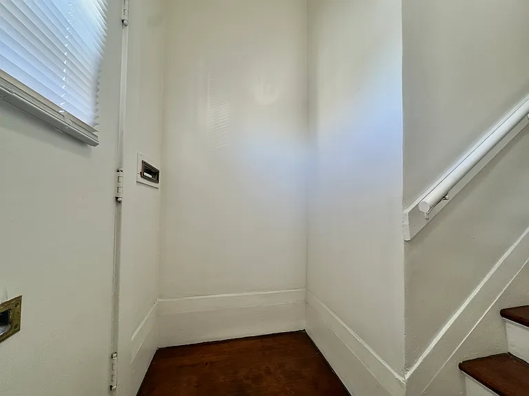1303 Adeline St — Photo 7