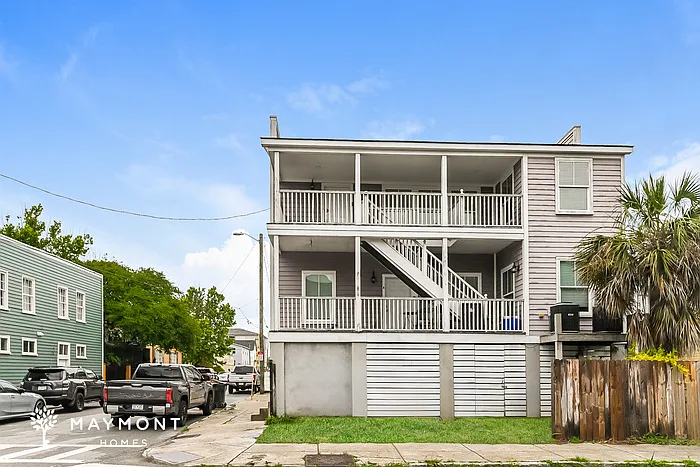 2 bed, 2.0 bath, 584 sqft, $2,095 — Photo 1