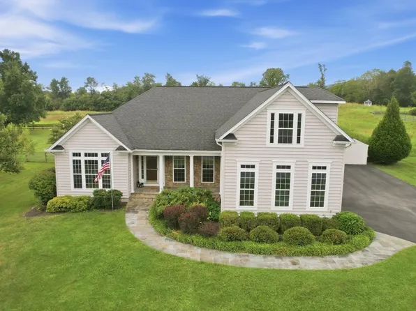 35987 Birch Hollow Ln, Purcellville, VA 20132