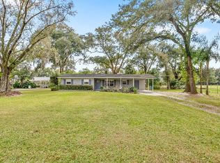 2215 Ray Rd, Valrico, FL 33594