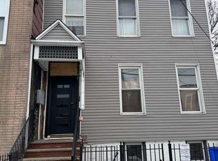 192 Halladay St #1, Jersey City, NJ 07304