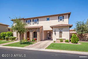 3rd image of 1114 W Coconino Dr