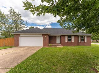 3563 W Shawnee Pl, Springfield, MO 65810