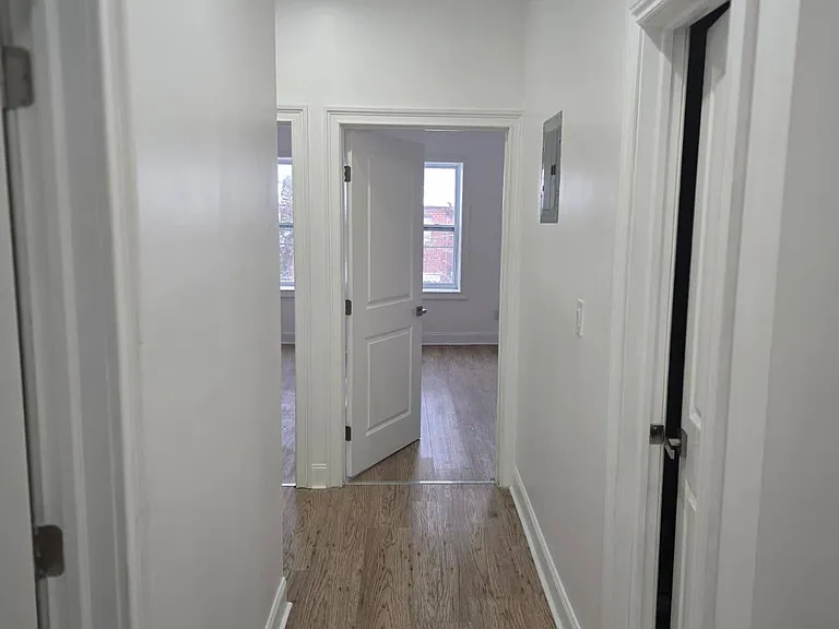 2050 Strauss St #2 — Photo 2