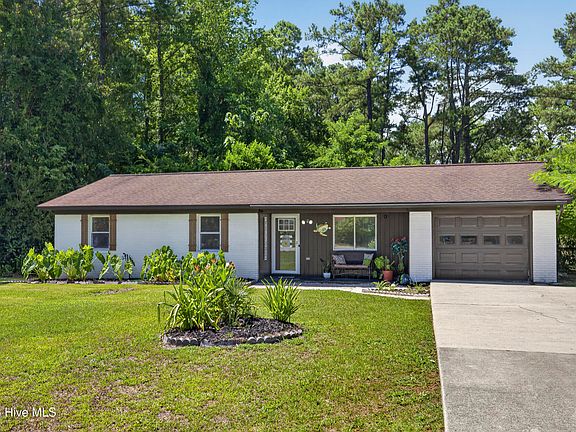 3rd image of 304 Millhouse Road