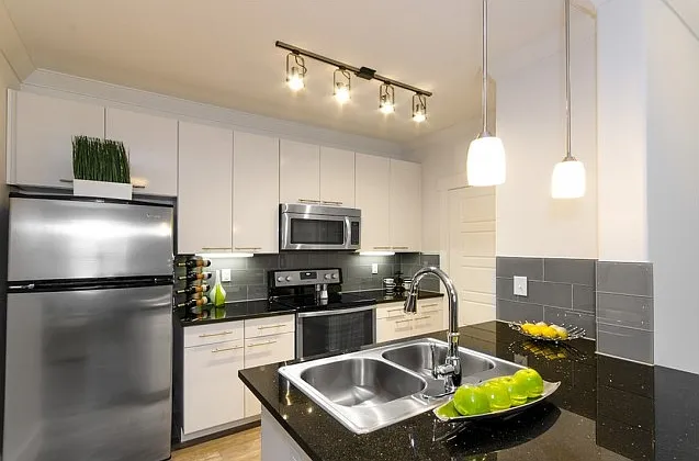 Elegant Kitchen | Apartments Seabrook TX | The Towers of Seabrook Elegant Kitchen | Apartments Seabrook TX | The Towers of Seabrook