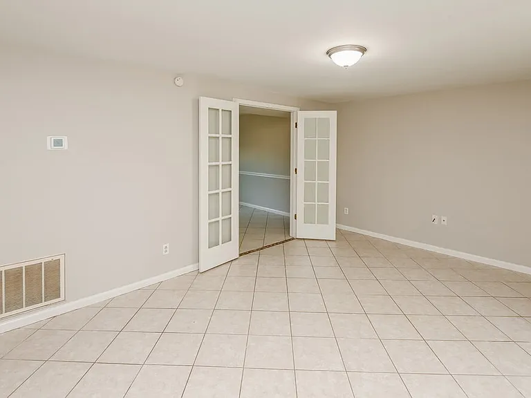 3204 Old House Cir — Photo 5