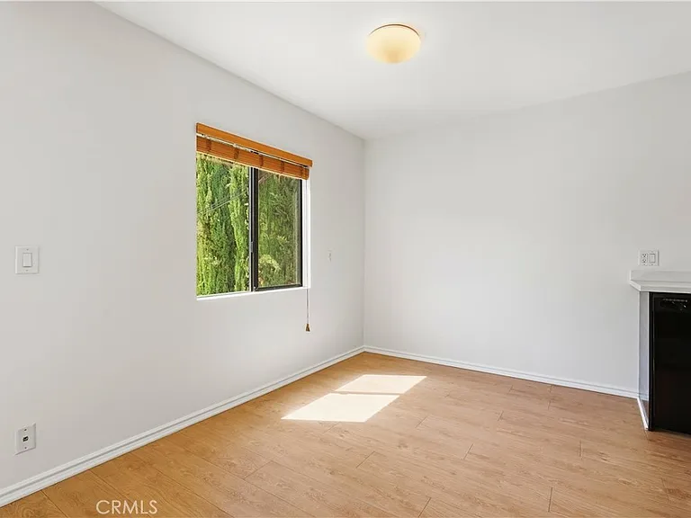 4965 Kester Ave #4 — Photo 10
