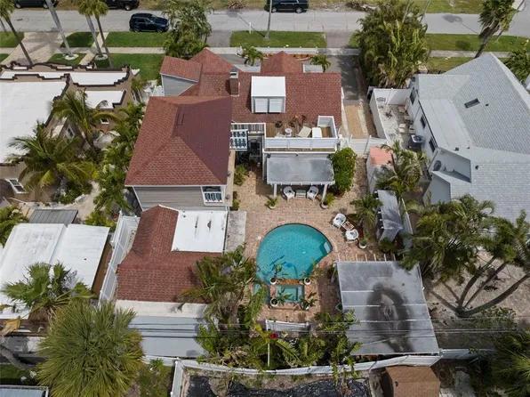 806 Narcissus Ave, Clearwater, FL 33767