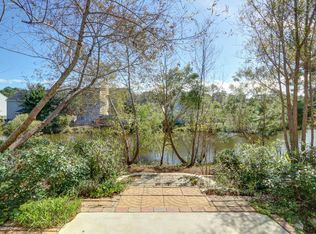 10 Willow Lakes Dr, Savannah, GA 31419