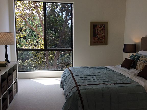 2nd image of 1830 Westholme Ave APT 202