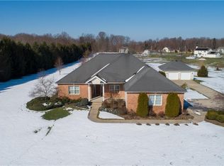 7024 Lexington Rd, Girard, PA 16417