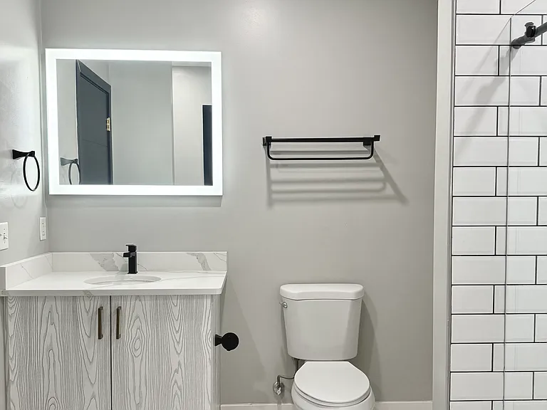 221 S Ludlow St #403 — Photo 5