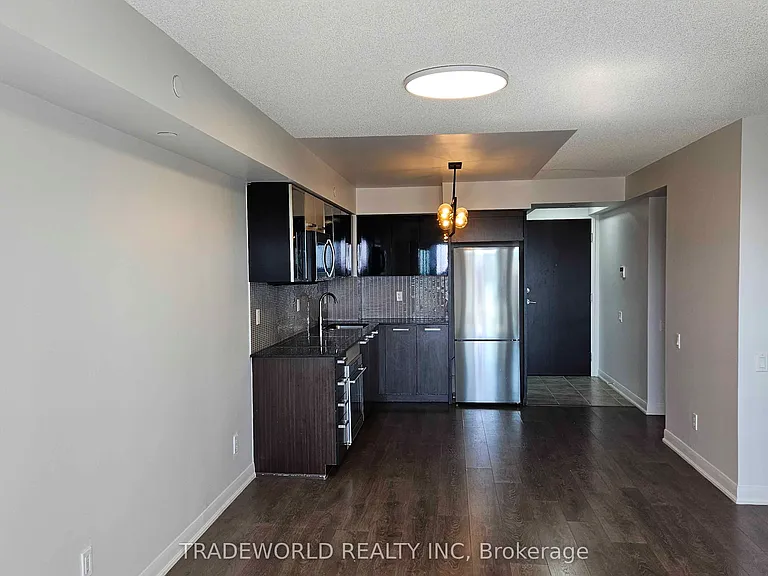 5162 W Yonge St #1901 — Photo 5