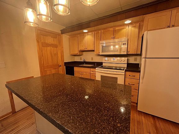 4th image of 107.5 State St #3