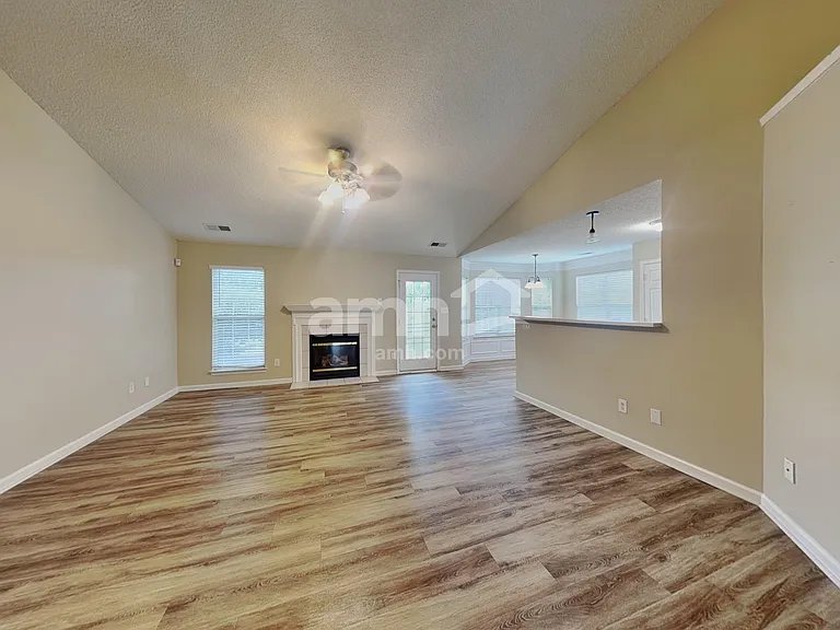 4832 Asherton Pl NW — Photo 6