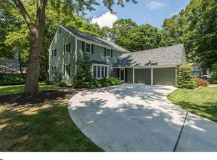 151 Fenwick Rd, Delran, NJ 08075