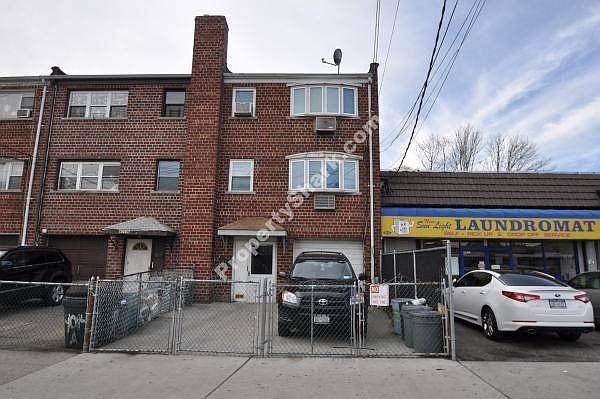 1st image of 4014 E Tremont Ave