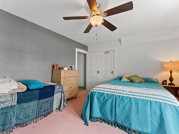 4th image of 421 Manitowoc STREET