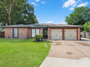 9003 Glen Shadow Dr, Houston, TX 77088