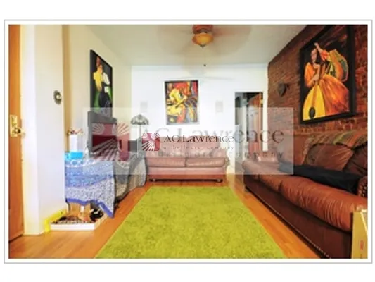 Rented by Aclawrence | media 10