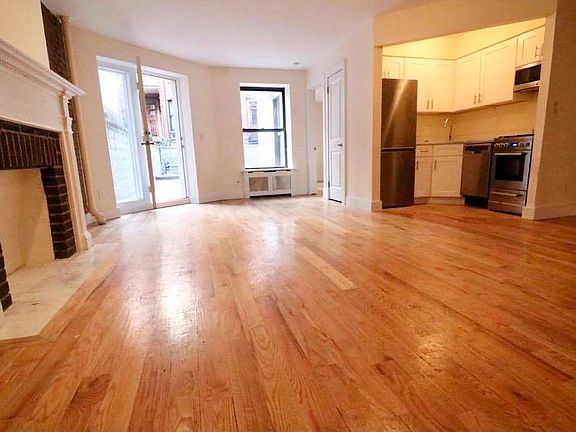2nd image of 111 W 74th St #B